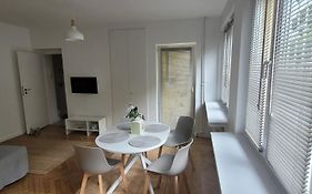 Fitmaison Apartment Ochota